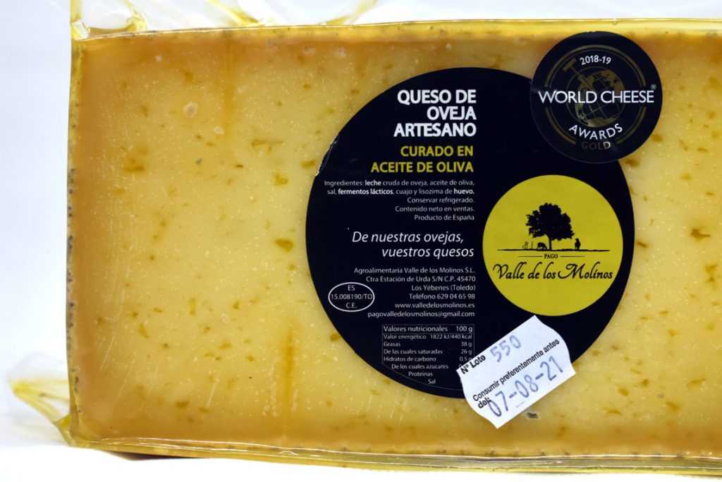 Queso curado de oveja en aceite de oliva Valle de los Molinos